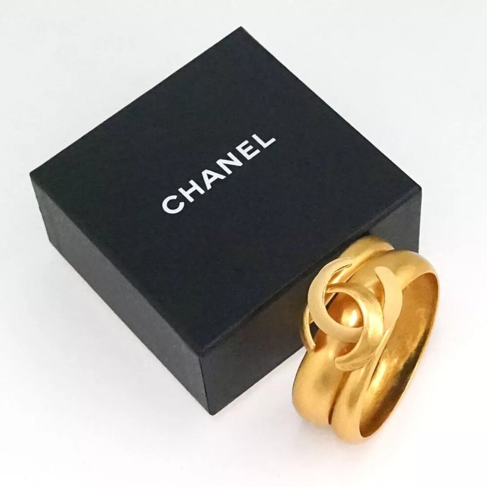 CHANEL CC Logo Bicolor Wide Bangle Bracelet 8" Gold Tone 00T Auth w/Box #22300